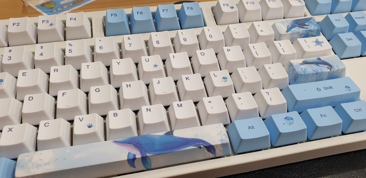 Cute Whale Keycaps of Cherry MX Mechanical Keyboard, Handmade Custom  Keycaps, Interesting Gifts for Gamers 