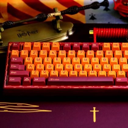 Celebrate Harry Potter with Custom Gryffindor Red and Yellow Hogwarts Keycaps Set